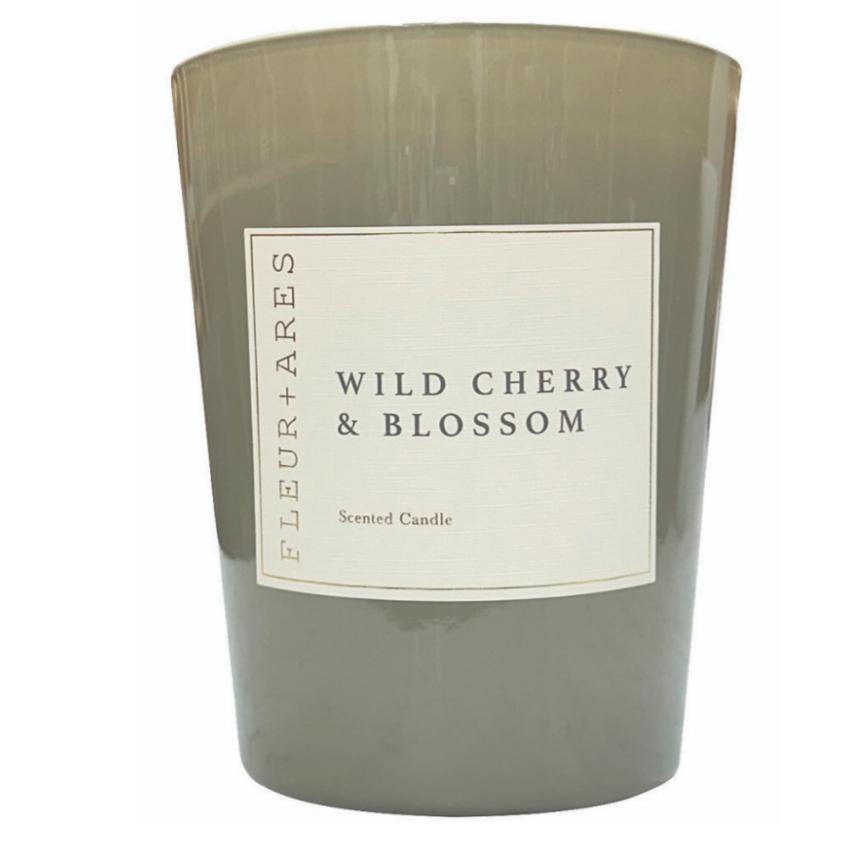 553995 Fleur+Ares 3-Wick Mega Candle Wild Cherry &amp; Blossom